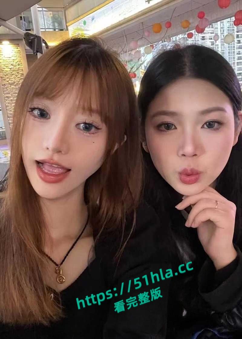 狗链大学生，重庆外国语大学大二校花【李欣蕊】身穿红色战袍，金主爸爸调教视频曝光 ！-2