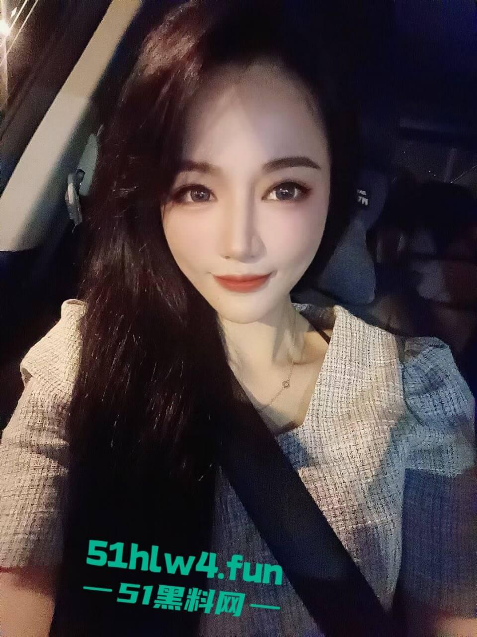 福建福清宏路【苏伊慧】身材极品的性感少妇,蜂腰长腿翘臀饱满诱人背着老公出轨偷情被曝光。-6