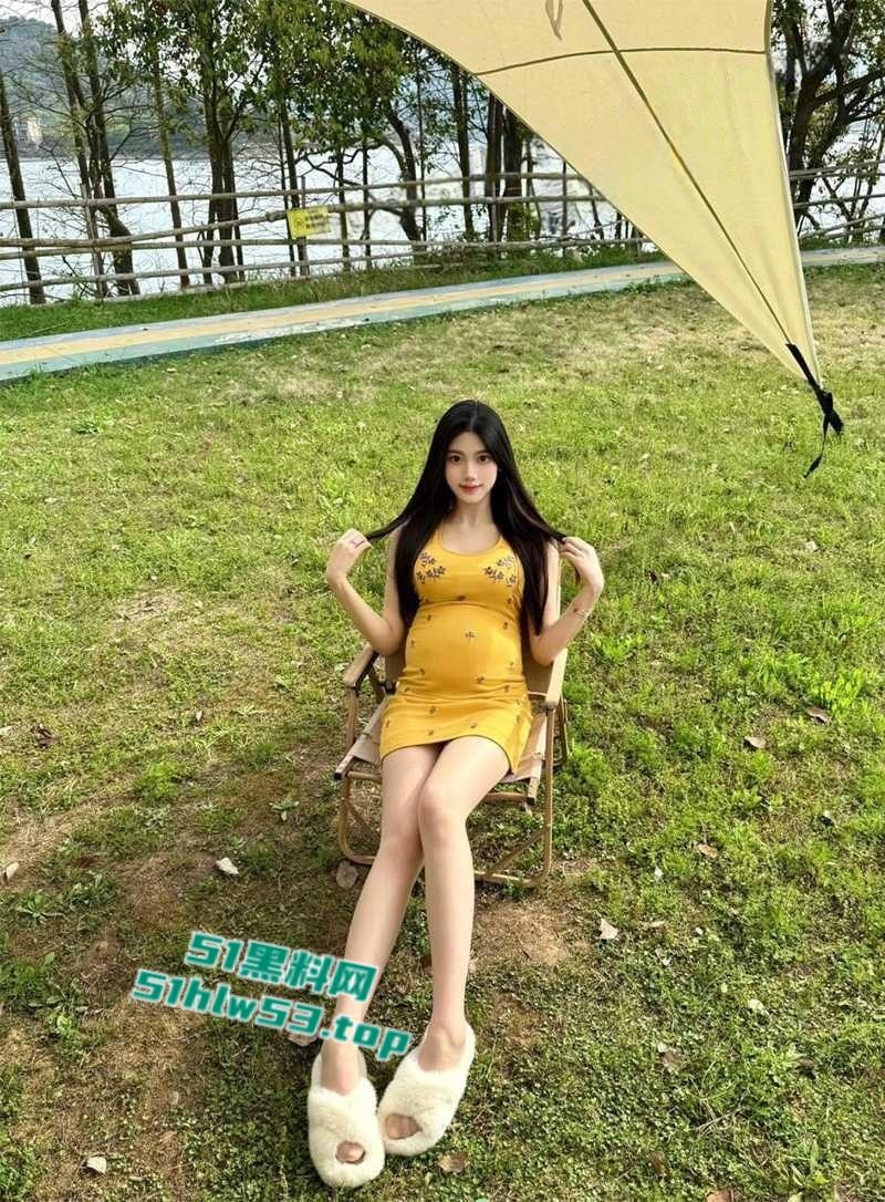 湖北极品孕妇【李芝依】妊娠期当转孕珠挑逗金主，后入抽插时翘臀高撩，如此美妇令人心神激荡！-6