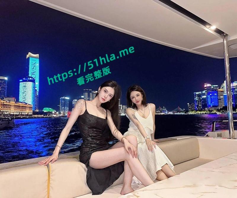 顶级名媛【黄丽娜】性爱视频黑丝渔网套装，包裹曼妙肉体花式体位做爱上演动作大片！-1