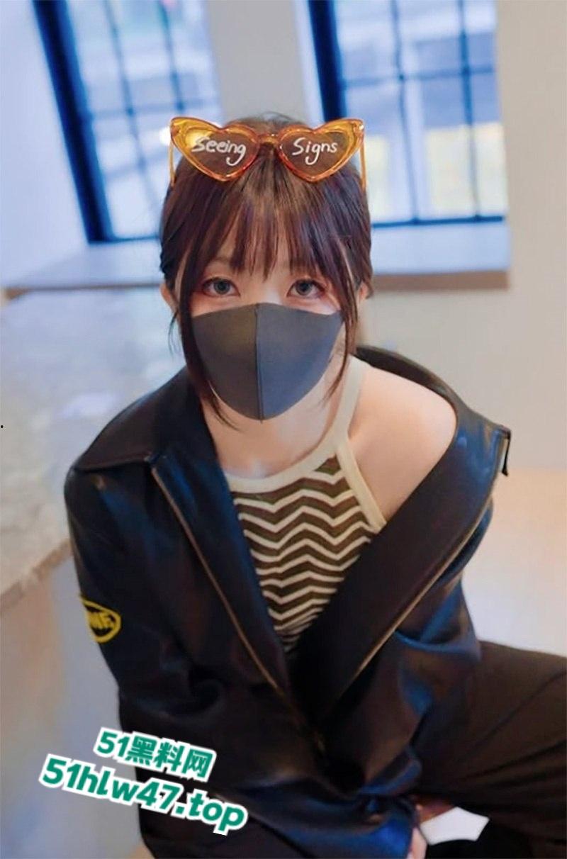 顶级颜值女神【HongKongDoll玩偶姐姐】罕见露脸惊艳全网,绝美颜值配上完美酮体真是人间尤物啊!-1