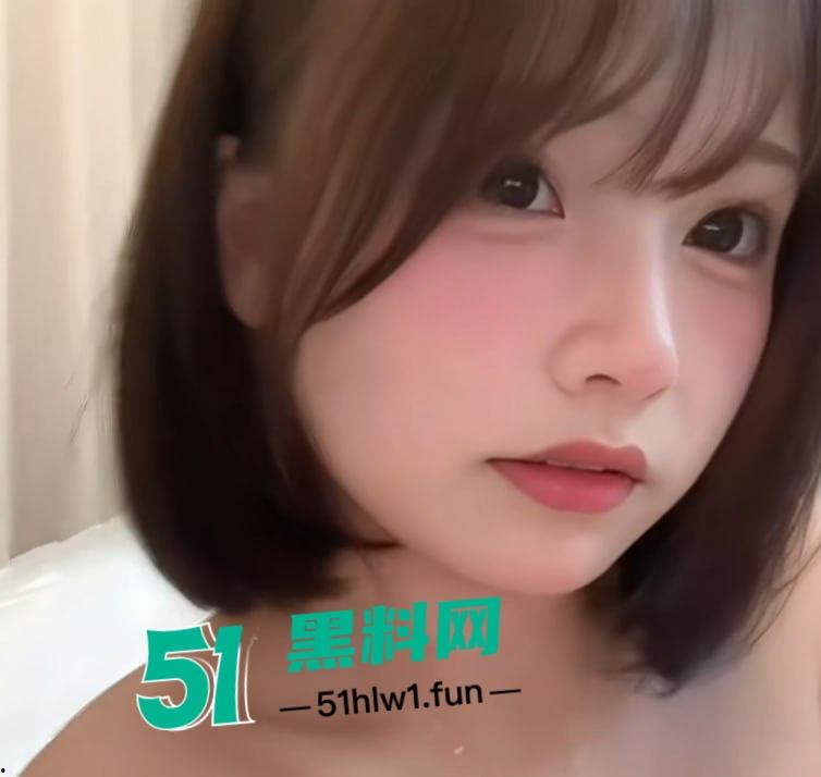 抖音网红【凹菟嫚】大尺度观音坐莲视频流出,肉感巨胸翘臀摇得地动山摇,白虎逼若隐若现真懂男人!-6