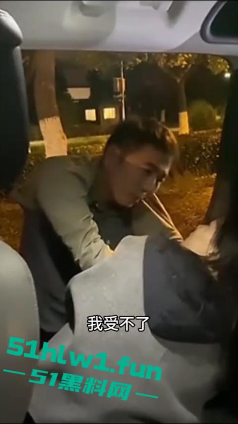 解说版女子抓奸后,让网约车师傅拍摄男女吵架引起热议,百万存款的足浴妹绿了自己丈夫10年。-5