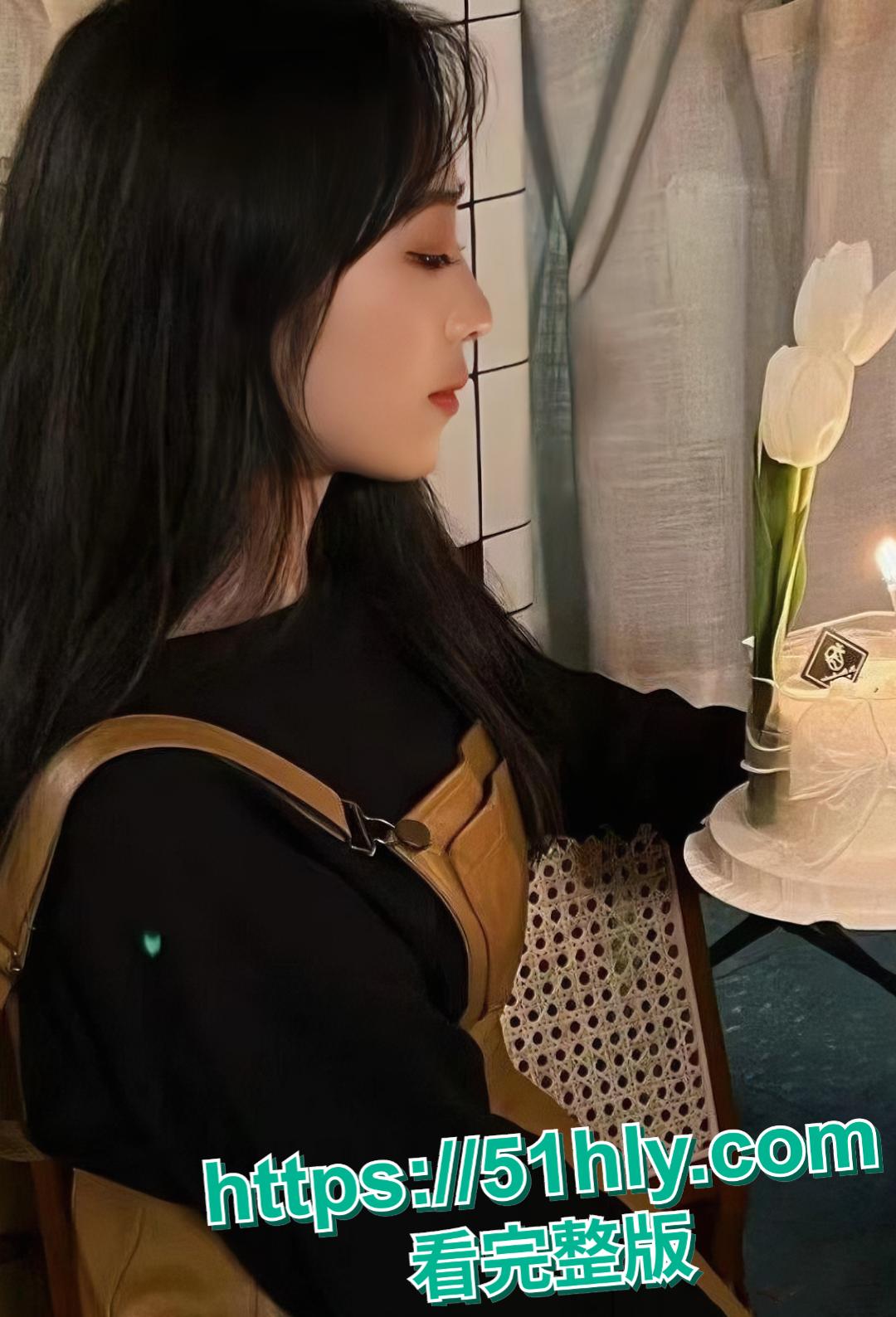 浙江台州26岁人妻马彦静订婚后饥渴难耐与前男友偷腥出轨  穿着性感母狗套装被后入爆操 淫穴被玩弄的直接潮喷-1