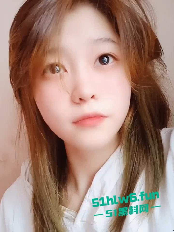 童颜巨乳网红【优妹】可爱颜值大眼妹,小穴敏感嫩穴诱人 私人定制自慰视频流出。-3