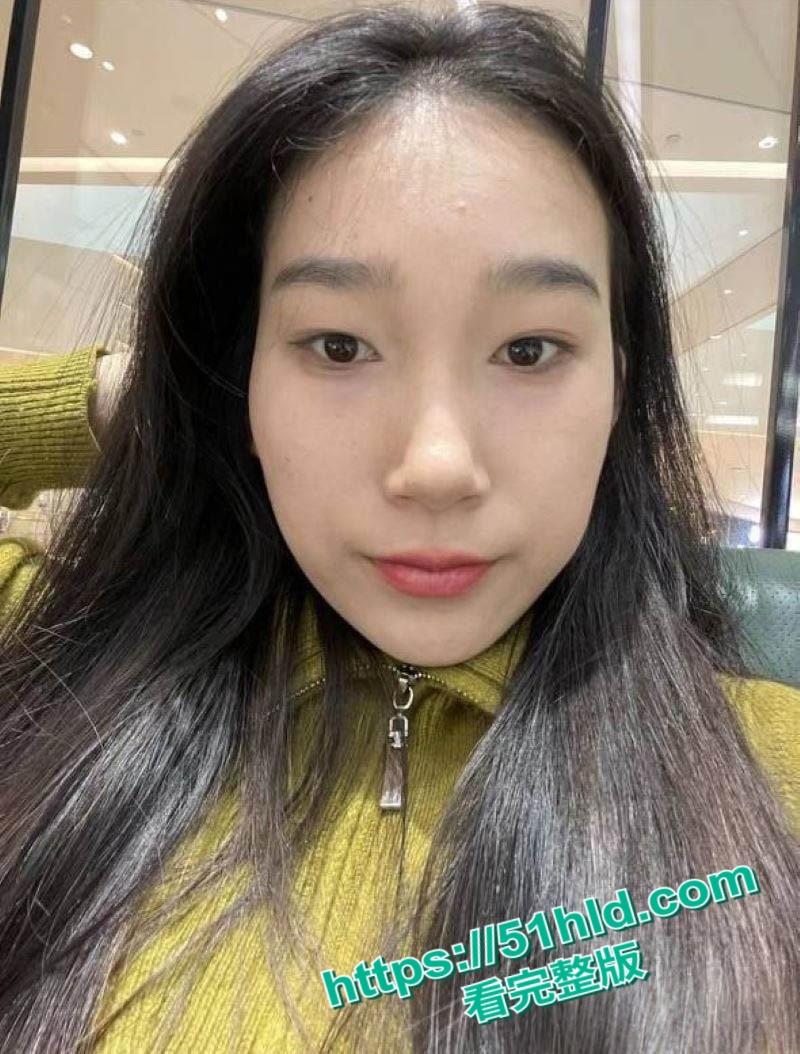 安徽刚毕业少女【刘晓艳】性爱视频曝光,被渣男玩弄一年,裸聊口交自慰样样精通淫荡十足!-1