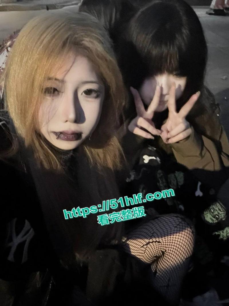 甘肃兰州小母狗【王欣】私房视频被男友曝光,香嫩美乳圆润翘臀,骚气表情勾人摆拍诱惑力爆棚!-3