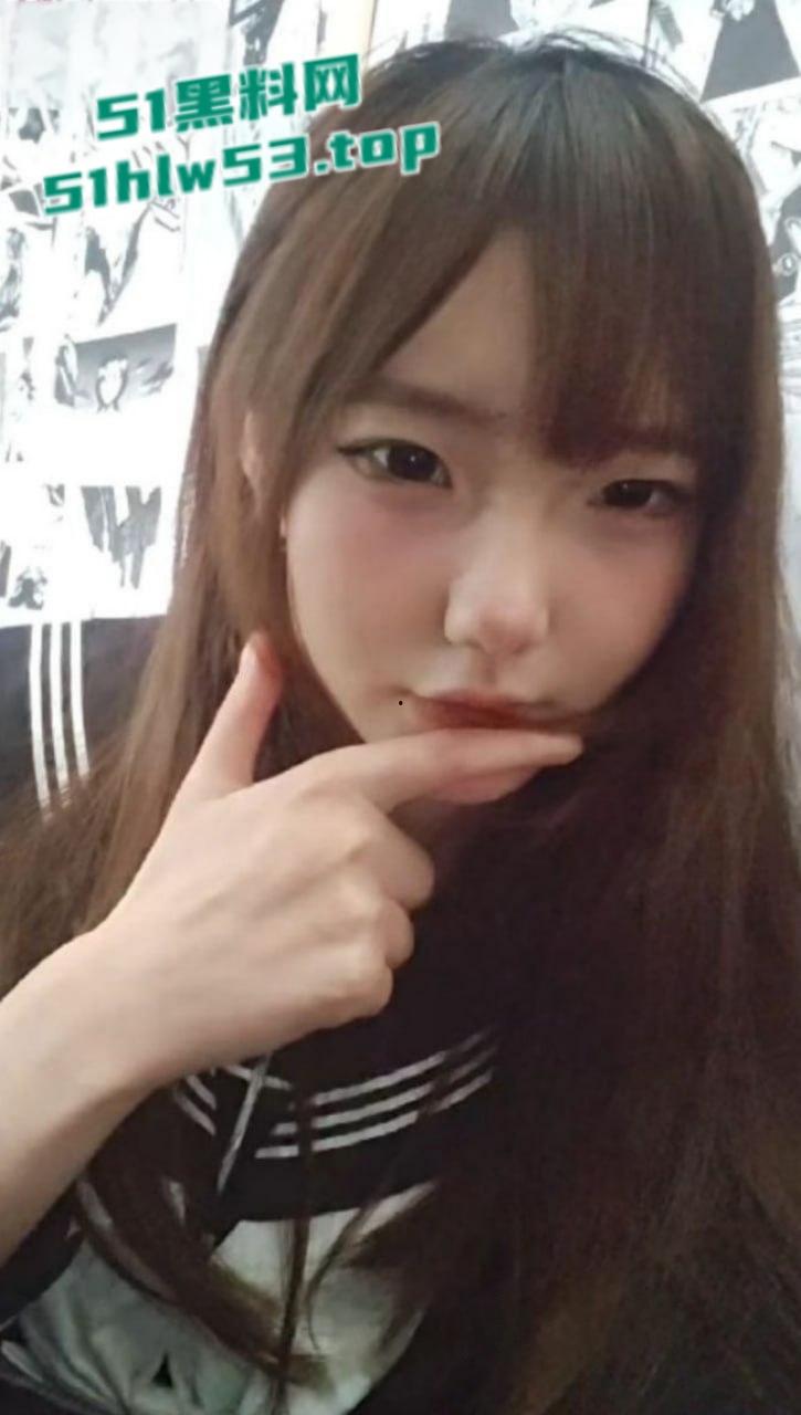 湖北咸宁崇阳县拜金女【徐然】背着男友出轨网恋奔现，惨遭假富二代爆操一顿后无情曝光！-3