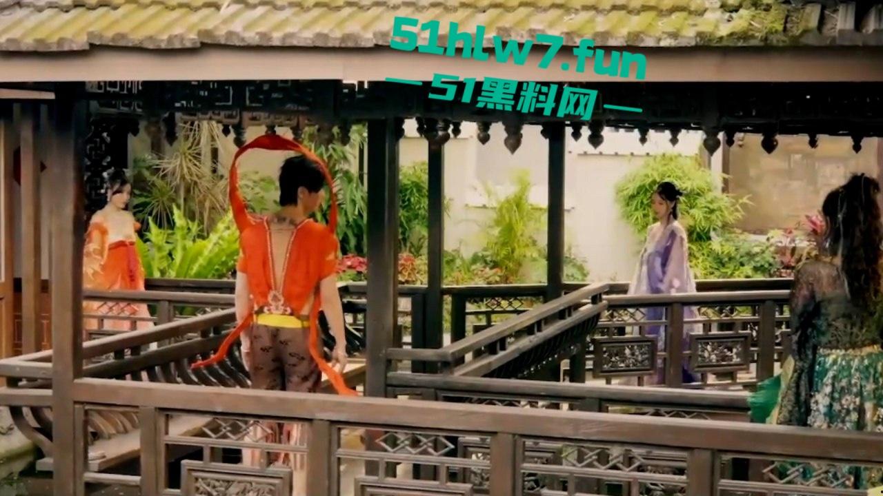 哪吒3之真阳之躯魔童【哪吒大战淫荡三龙女】蕴含大补能量的鸡巴被争抢口交狂烈啪啪!-4