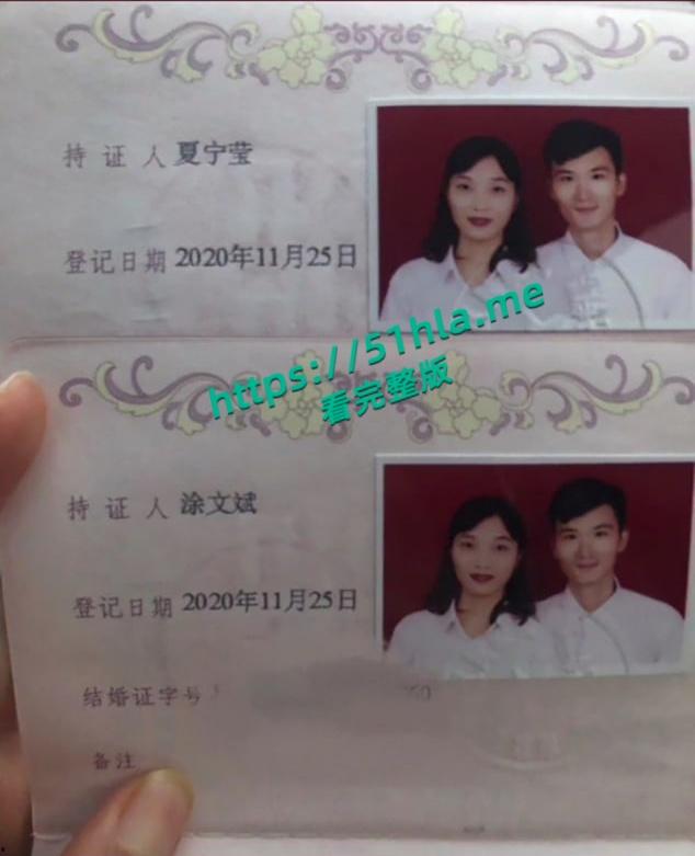 南京市中学英语老师【夏宁莹】性爱视频流出,超绝的口技让情人欲罢不能,极品美乳超级亮眼!-5