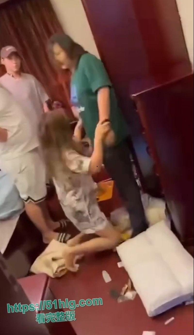 七夕佳节精彩演绎!出轨丈夫、怒焰妻子与绝望小三的残酷冲突,公安民警在旁也无能为力-3