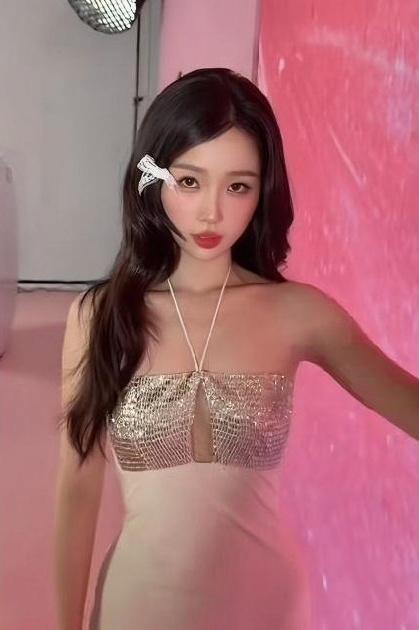 当红女星【虞书欣】性丑闻震撼揭晓!全民女神沦为小鲜肉陪睡女星!性爱视频外泄引爆争议-3