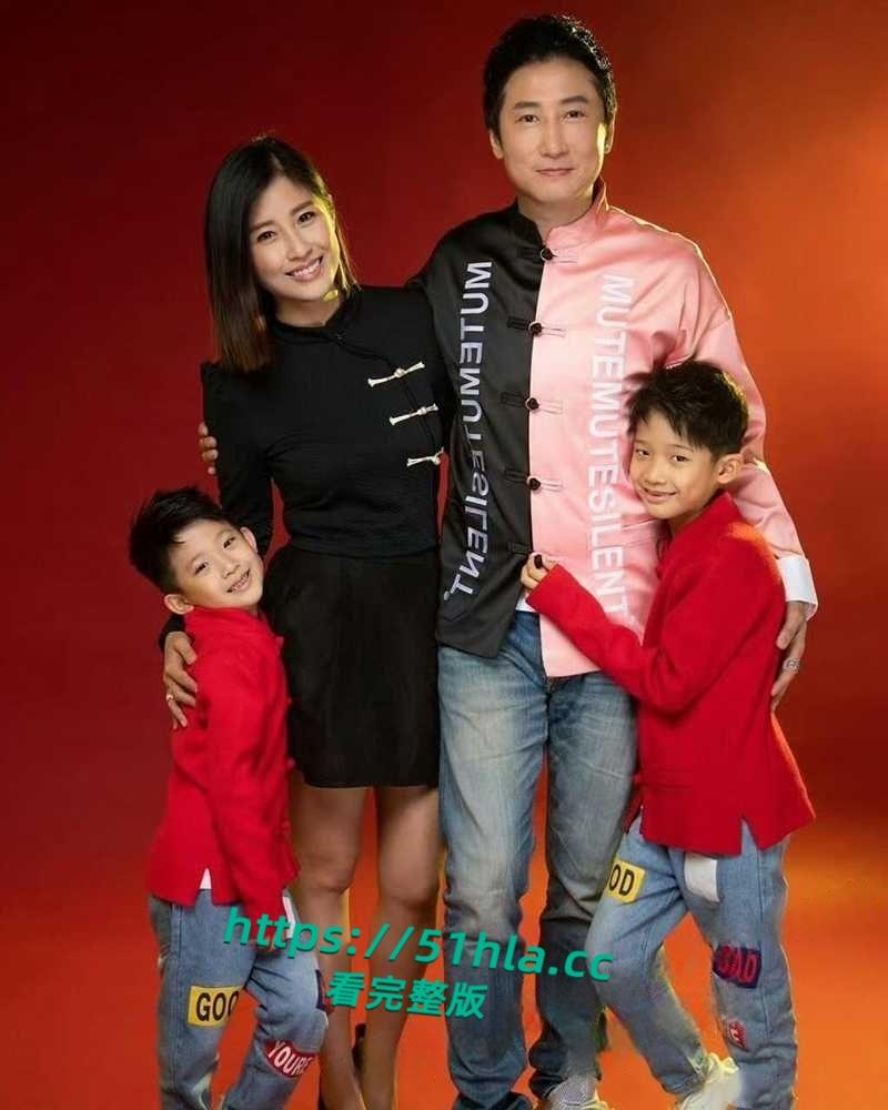 香港功夫巨星洪金宝儿子【洪天明】妻子【周家蔚】双双出轨各玩各的互不干涉,儿媳周家蔚3P群交视频大曝光!-9