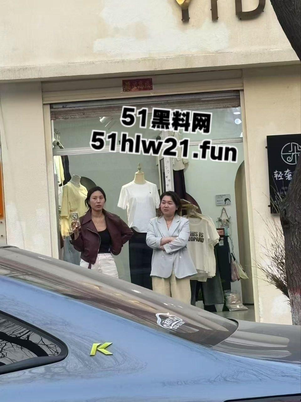 当兵16年后回家先放倒爹妈,河北鸡泽男子为跟小三淫混暴打自己亲生父母,警察面前还放不下拳头。-2