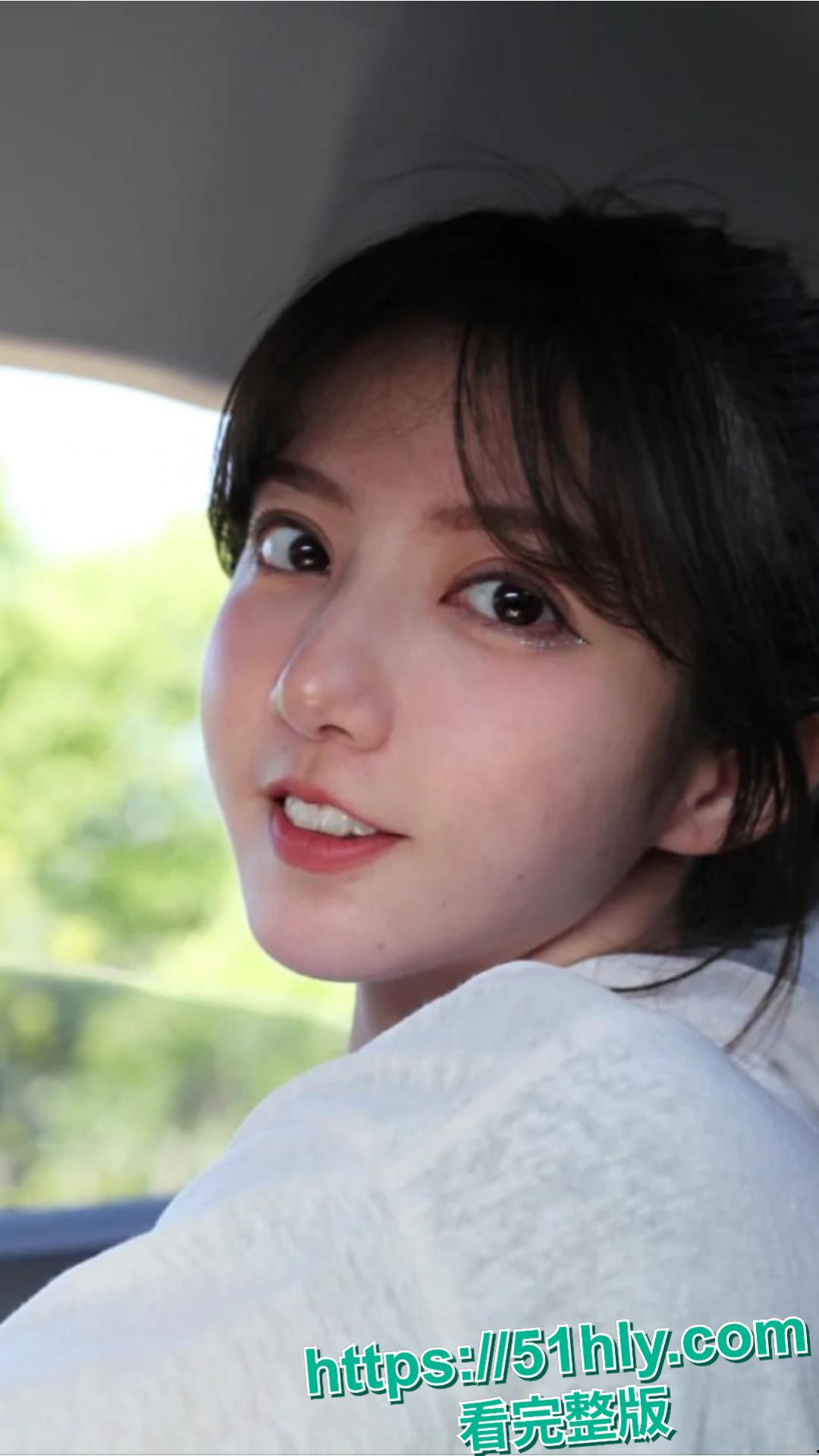 深圳20岁气质御姐 姜雪与男友居家自拍泄密 清纯大眼女神秒变母狗 厨房撅臀口交深喉 粉嫩骚逼被大屌暴插内射-2