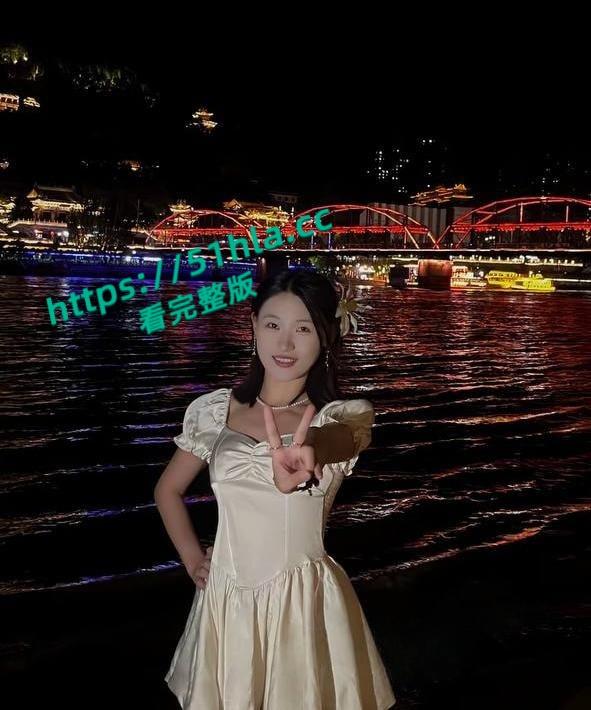 抖音网红黑马情侣,女主人设崩塌樱子被曝劈腿摄影师,男友自曝女友出轨的整个过程!-7