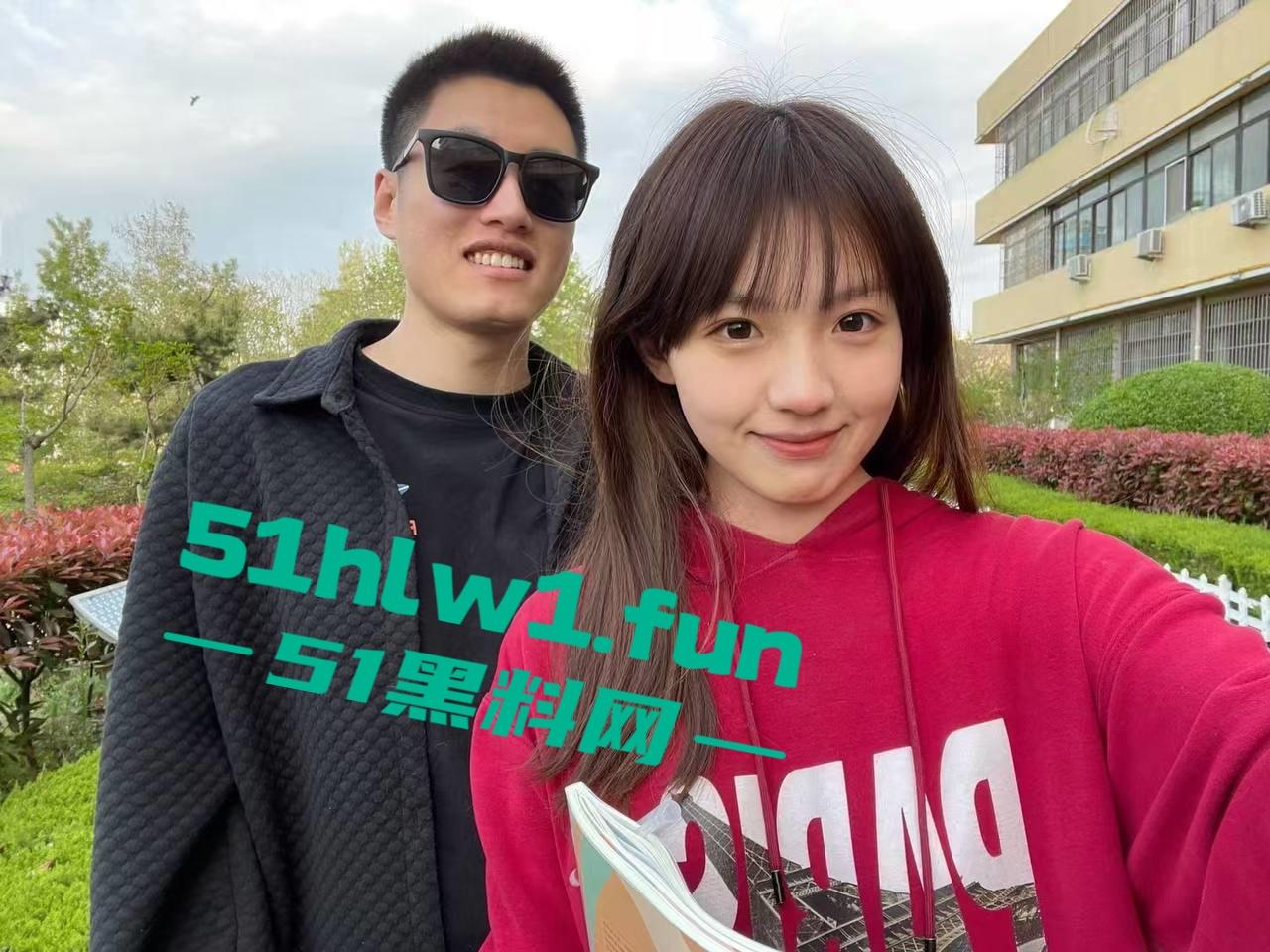 青岛985研究生嫩妹,颜值清纯身材性感,私下竟是M属性母狗被主人调教包养,最后还被主人曝光出来。-6