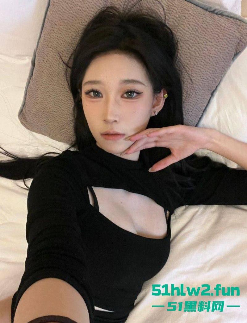 实名曝婊重庆师范学院【李璐君】爱玩约炮软件见面即可光速开房,巨乳蜜臀人骚又好上。-8