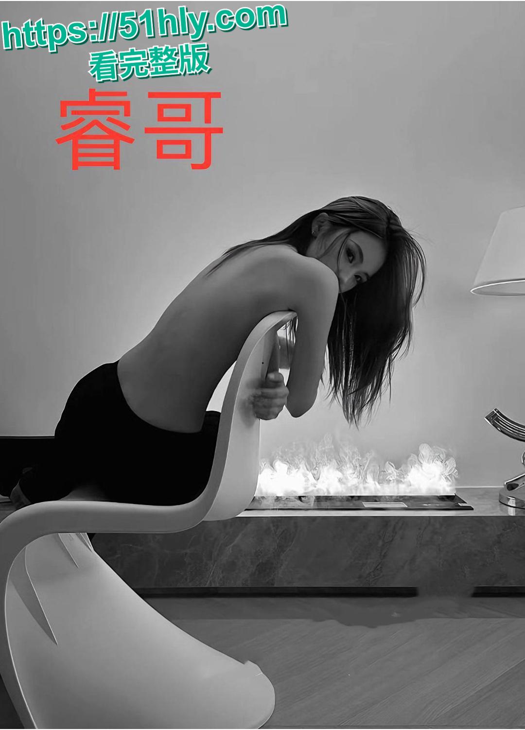 抖音女网红 Yuri睿哥 网上哭诉男友陈观宇出轨   不仅在自己床上啪啪 还自拍性爱视频 小三骚逼被干的潮喷-8