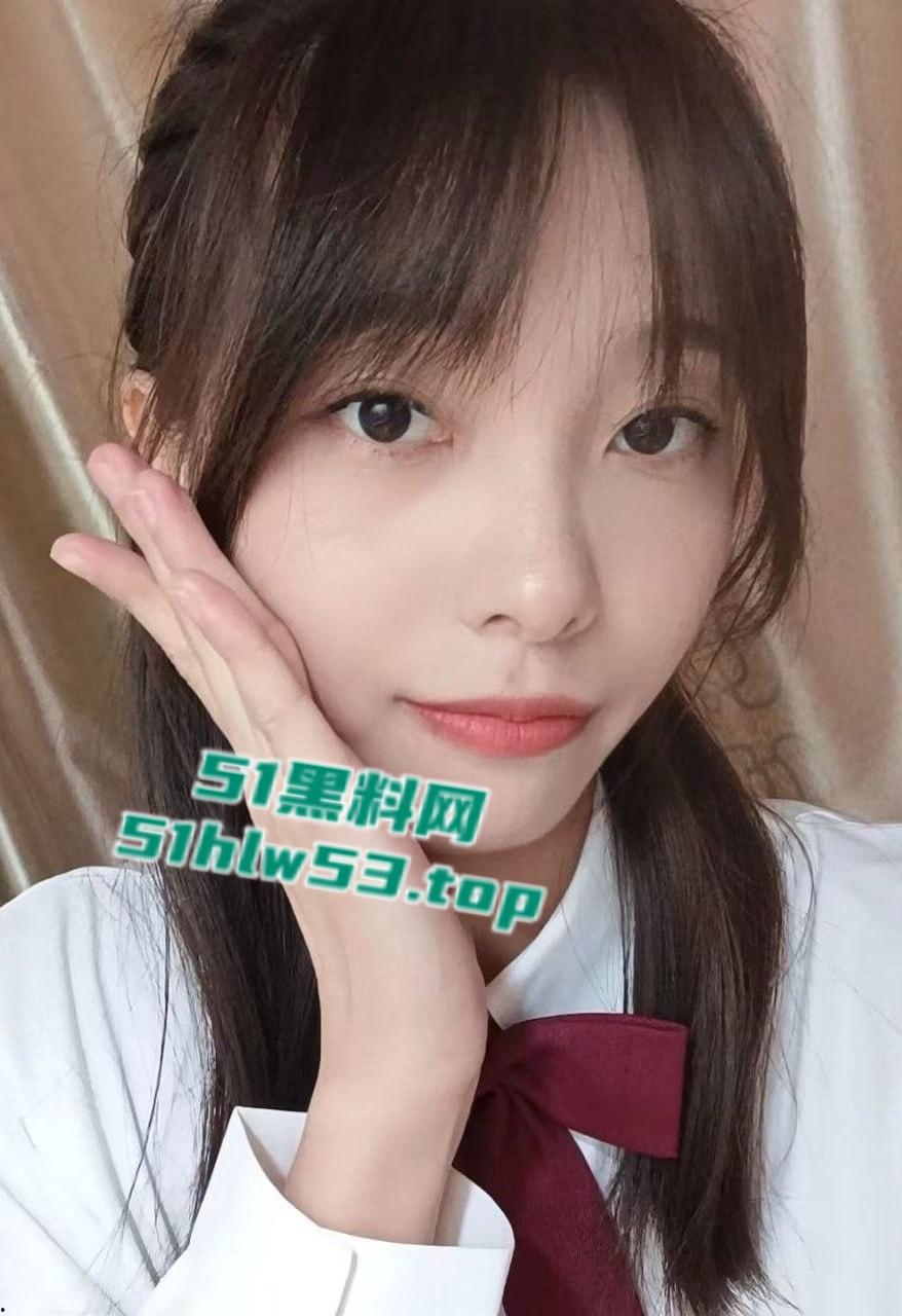 抖音热瓜,小情侣潍坊渤海之眼摩天轮高空做爱,野战视频独家曝光,舌钉女友骚翻全网!-3