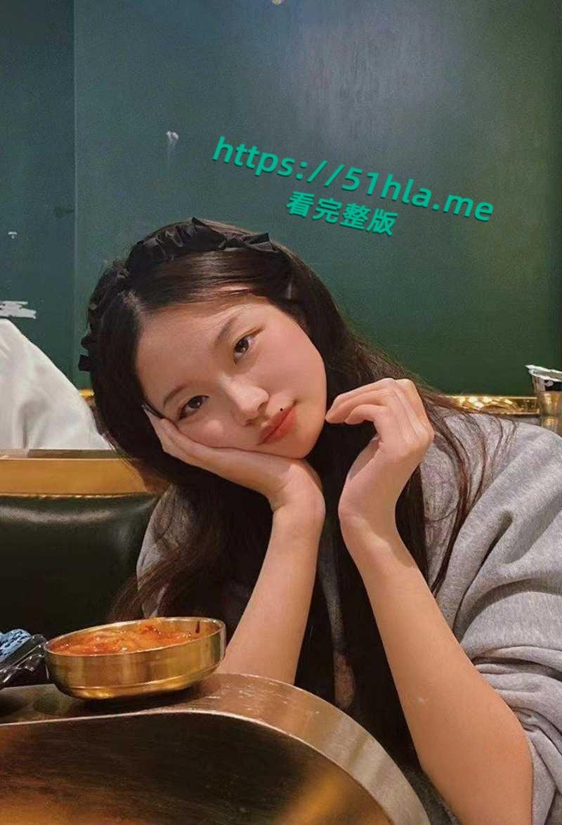 北大超美高财女不雅视频流出,气质女神被男友花式开发小骚穴,露脸口交无套内射玩法超淫!-1