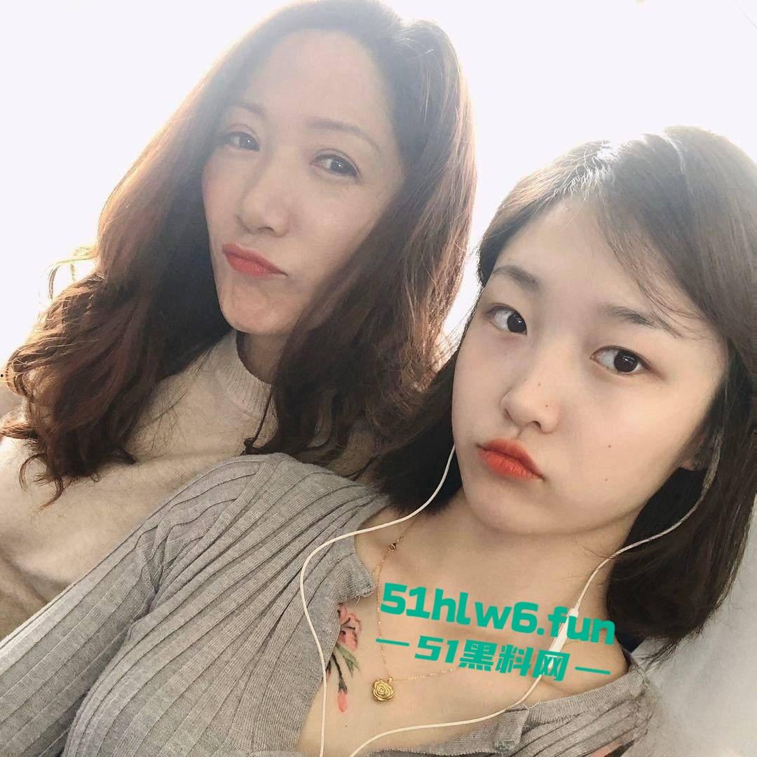 清纯颜值白富美【张欣玥】表面富家千金,背地里骚母狗一条给主人深喉吃屌淫靡喘息,大量不雅视图流出。-12