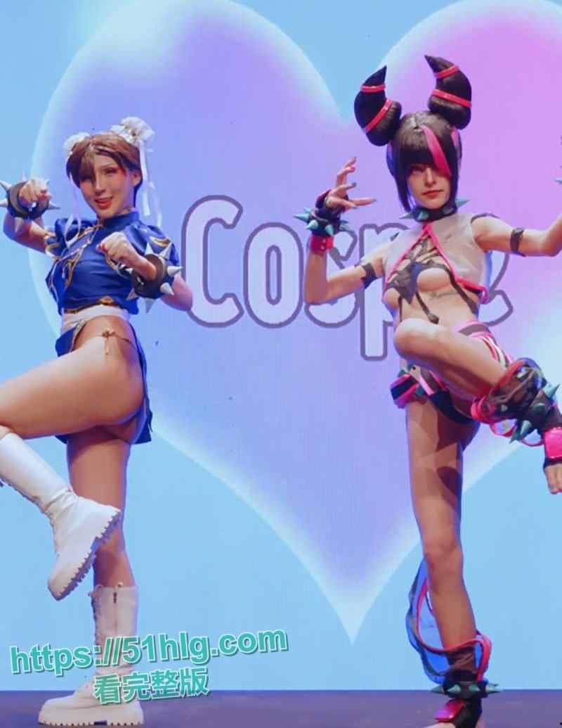 【台湾】 COSPIE同人动漫展 走秀视频流出 各种性感嫩模上演超淫互动 衣着寸缕展示巨乳翘臀 诱惑无极限-2