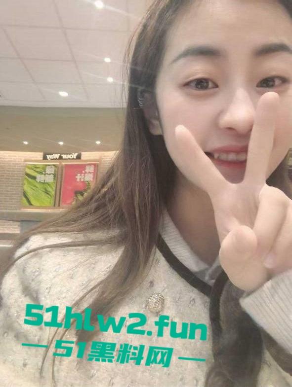 瓜友投稿,高挑气质型御姐幼儿园院长反差人格喜欢被SM调教,曝光聊天记录及调教视频。-1