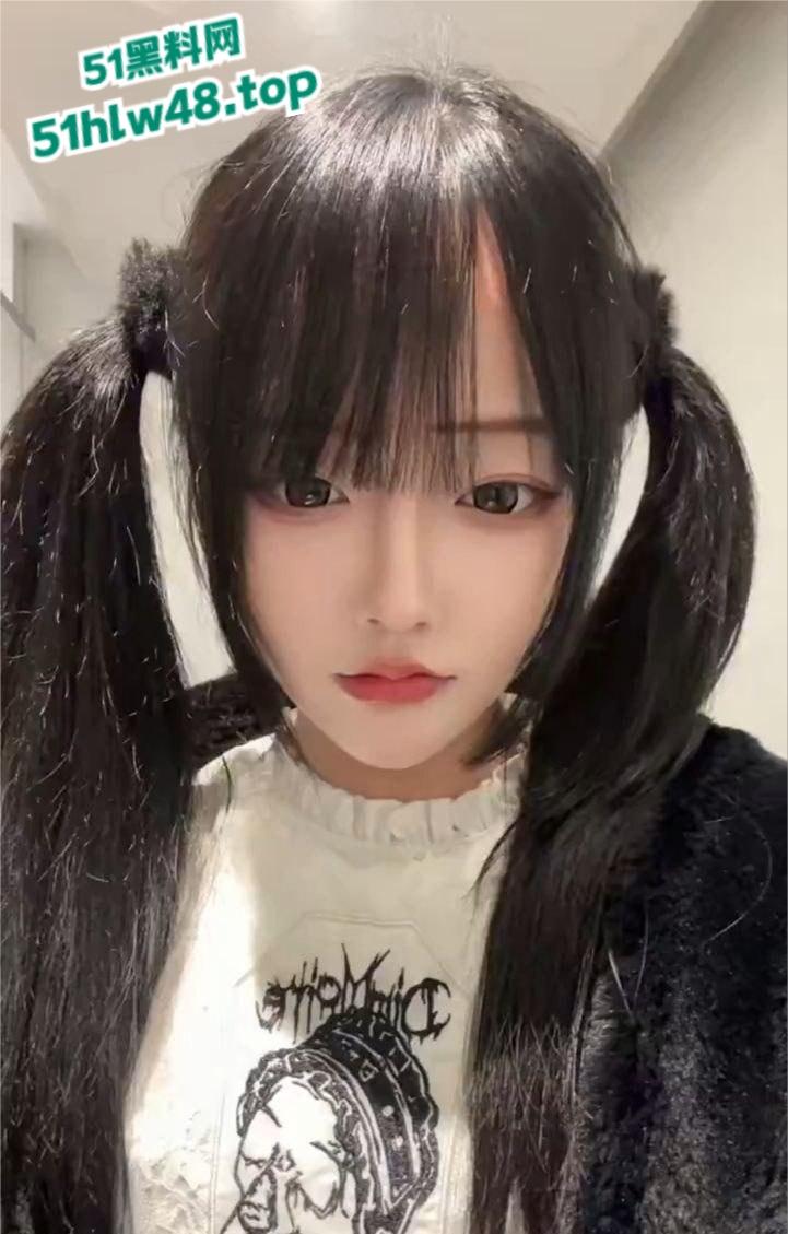 福建福清19岁嫩妹【顾茹馨】Cos骚母狗大尺度视频,性感Cos服裹着娇嫩肉体骚到极致!-4