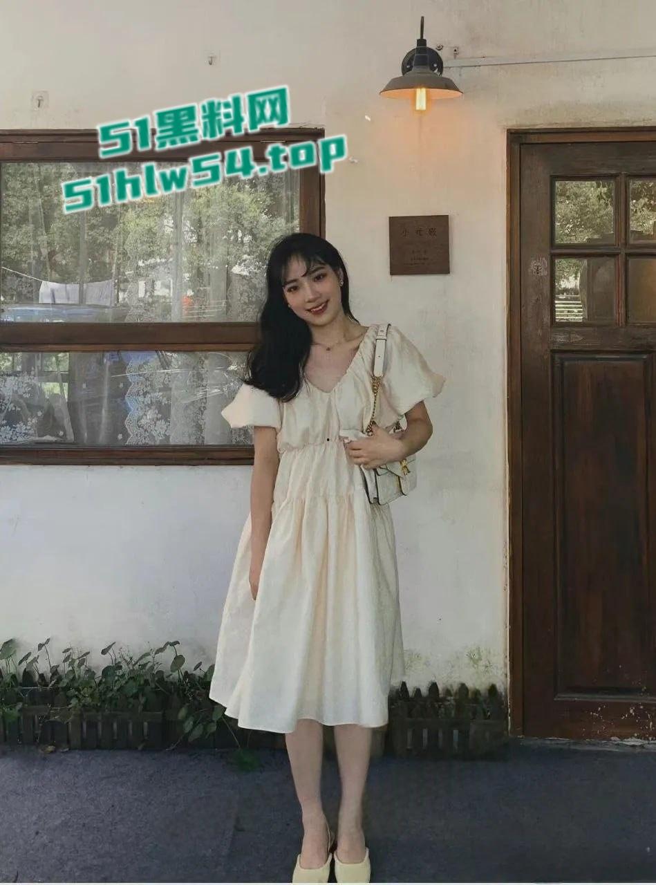 浙江台州26岁人妻【林丰雅】订婚后备孕期饥渴难耐,偷腥出轨被未婚夫发现后怒曝私拍!-2