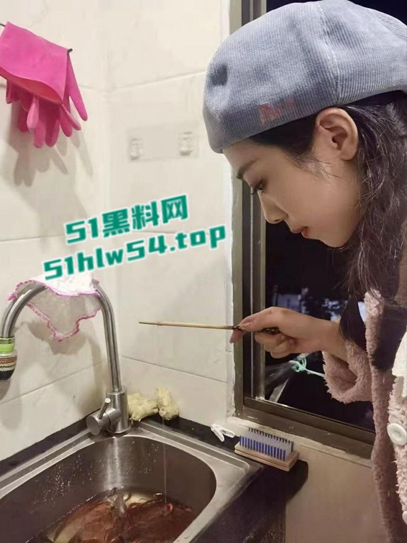 浙江台州26岁人妻【林丰雅】订婚后备孕期饥渴难耐,偷腥出轨被未婚夫发现后怒曝私拍!-4