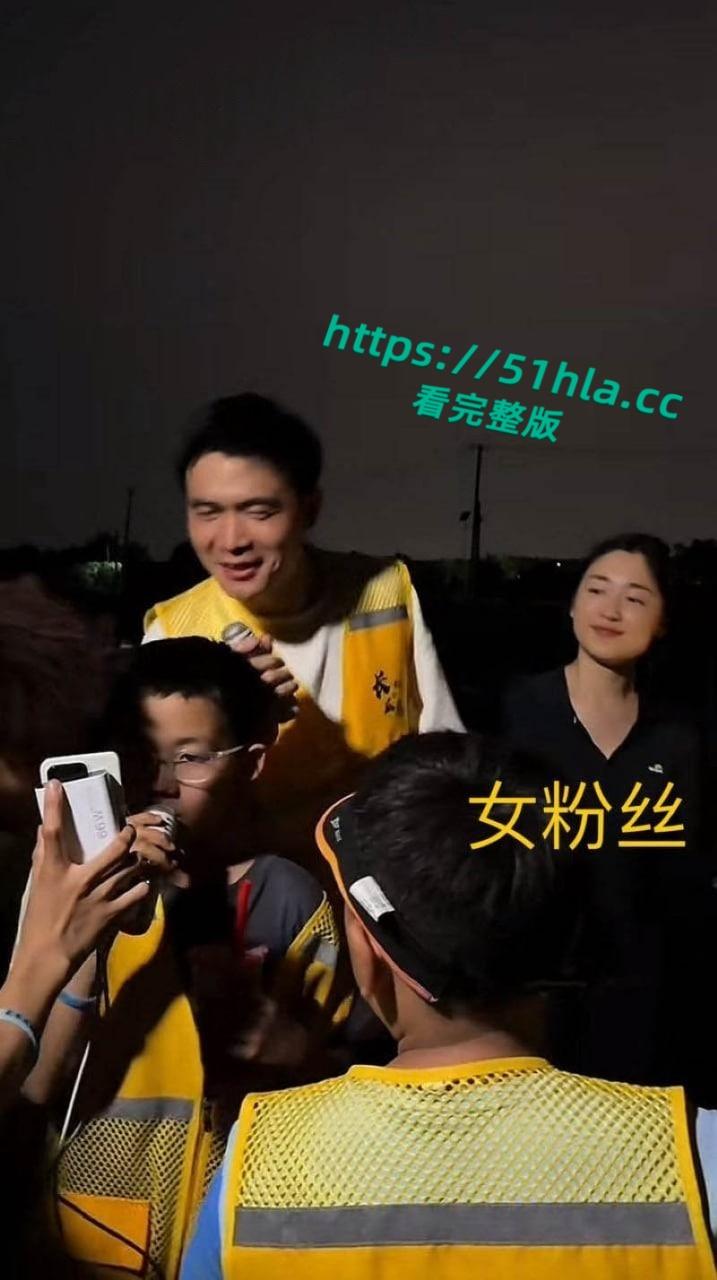 抖音男网红【长不大的瓜哥】出轨女粉丝!被实名举报家暴丑闻曝光性爱视频流出炸裂全网!-13