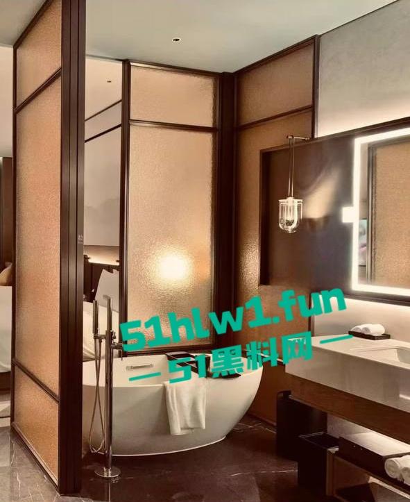 大神探店遇神级洗浴会所！ 技师颜值超高种类超级全面真实探店实录各式各样的骚货供你选择。-1