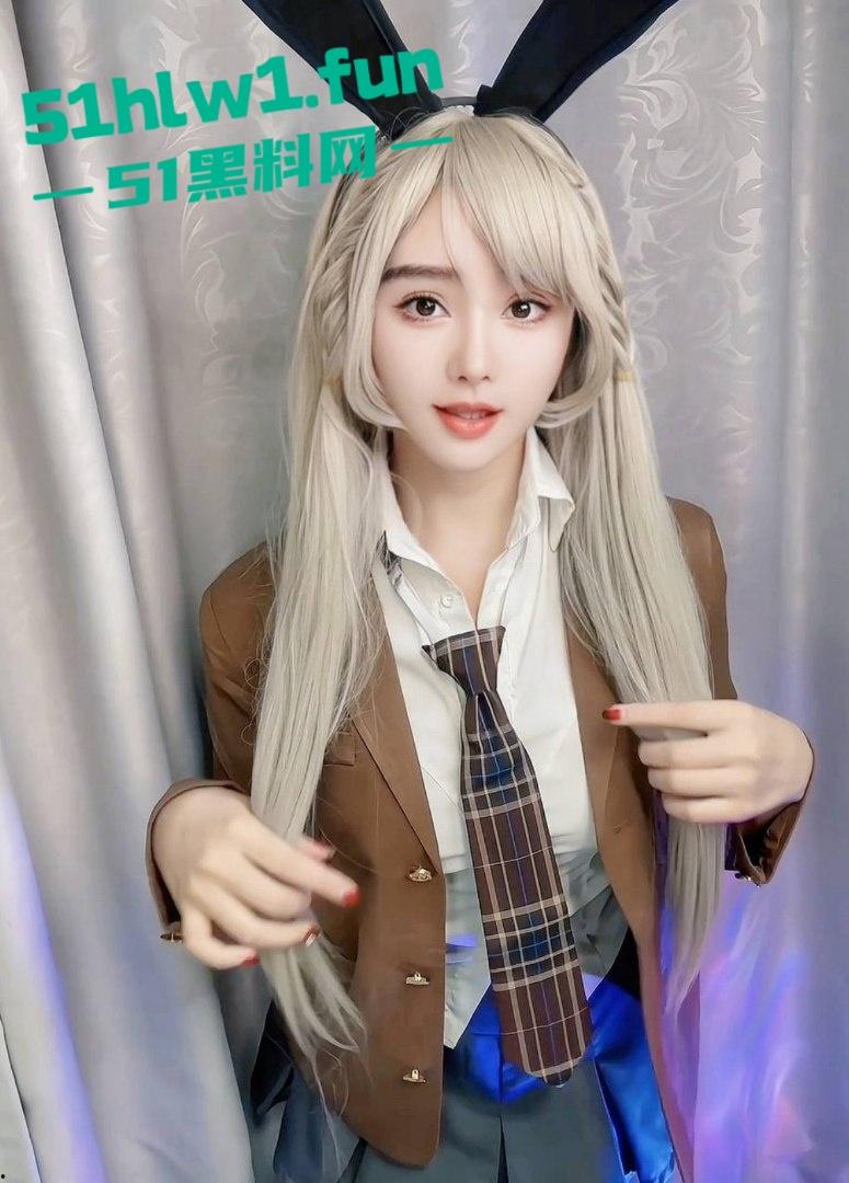 出差约炮首选 极品女神【南山波多野】穿衣是高不可攀的女神 脱衣是淫荡下贱母狗!-4