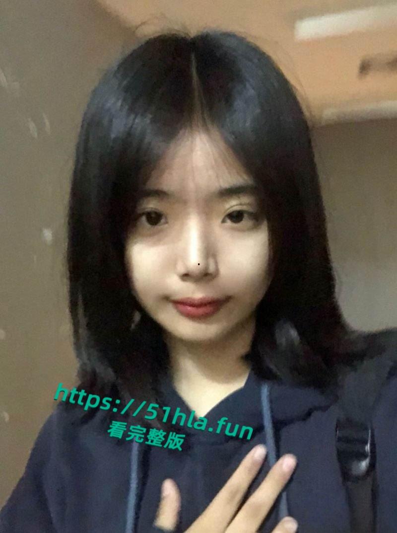 山西运城学生妹【陈茹茹】性爱视频流出,手捧大屌一顿猛吸被勒脖后入狂操淫叫连连!-3