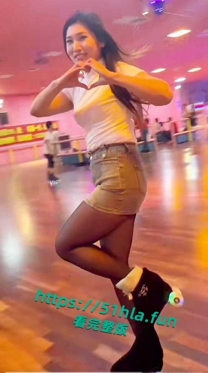 抖音女网红【轮滑冰姑娘】生化母体携带艾滋感染上千人人设翻车，遭网友质疑健康状况引发争议！-4