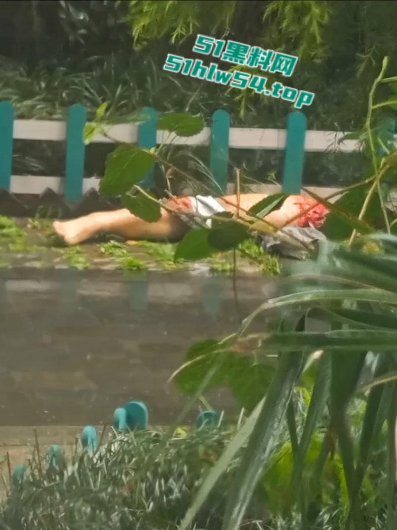 抖音热搜成都大慈寺路瓜,男子51楼坠亡碰撞到平台导致肢体离断,网传竟是杀人抛尸!-2