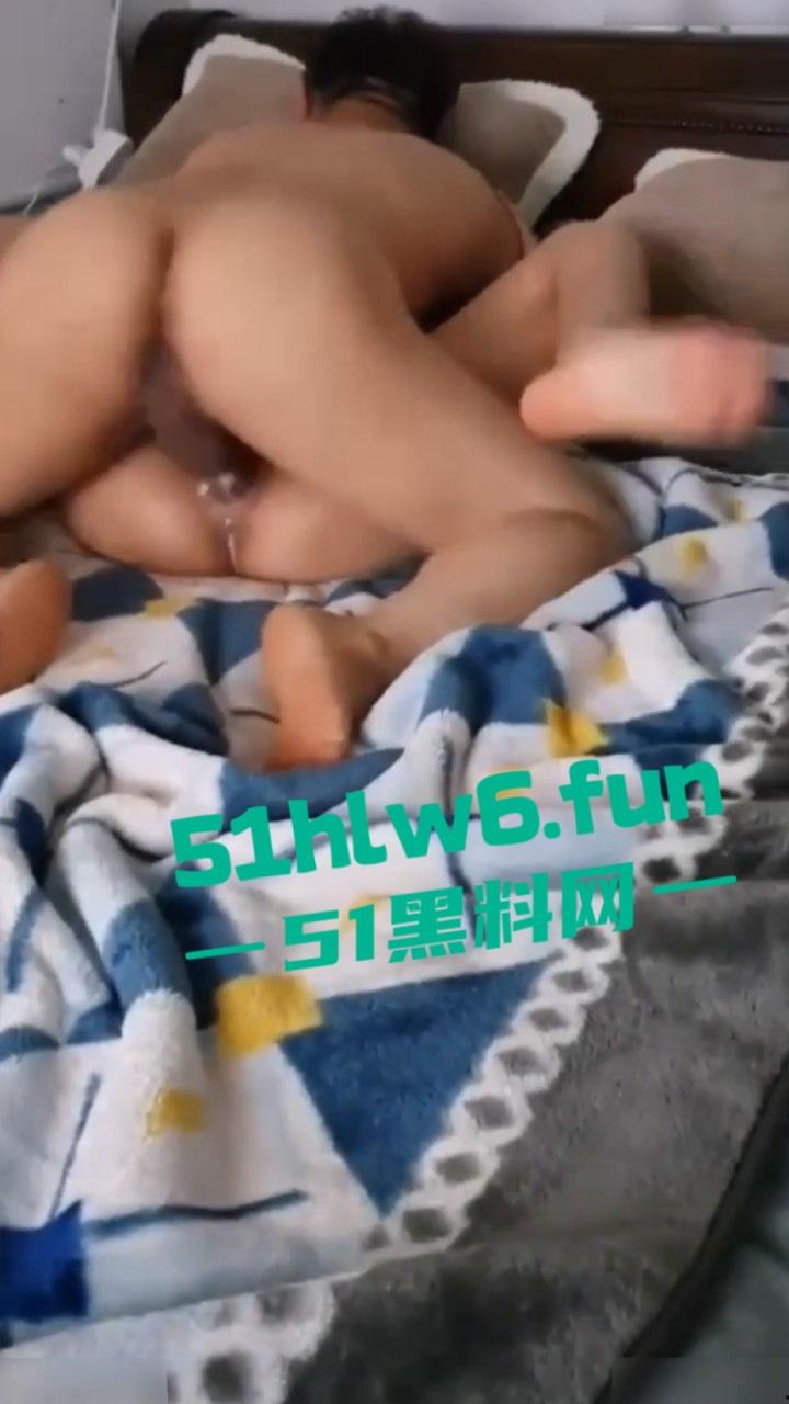 韩国约炮大神【韩国风流爸爸】老牛吃嫩草专业户,最新约炮极品身材大学生后入爆操淫叫不断。-2