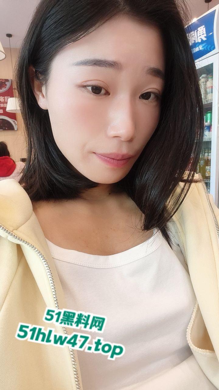 极品少妇寂寞野外露出直播,公共座椅成自慰椅双腿大张插到喷水!-2