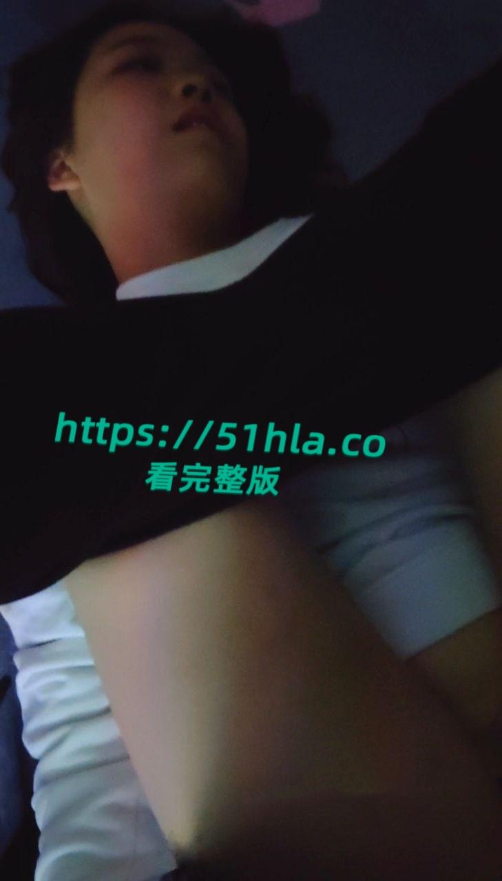 上海第二工业大学【张嘉懿】露脸私密视频流出,自慰做爱全记录,分手后渣男曝光母狗调教!-9