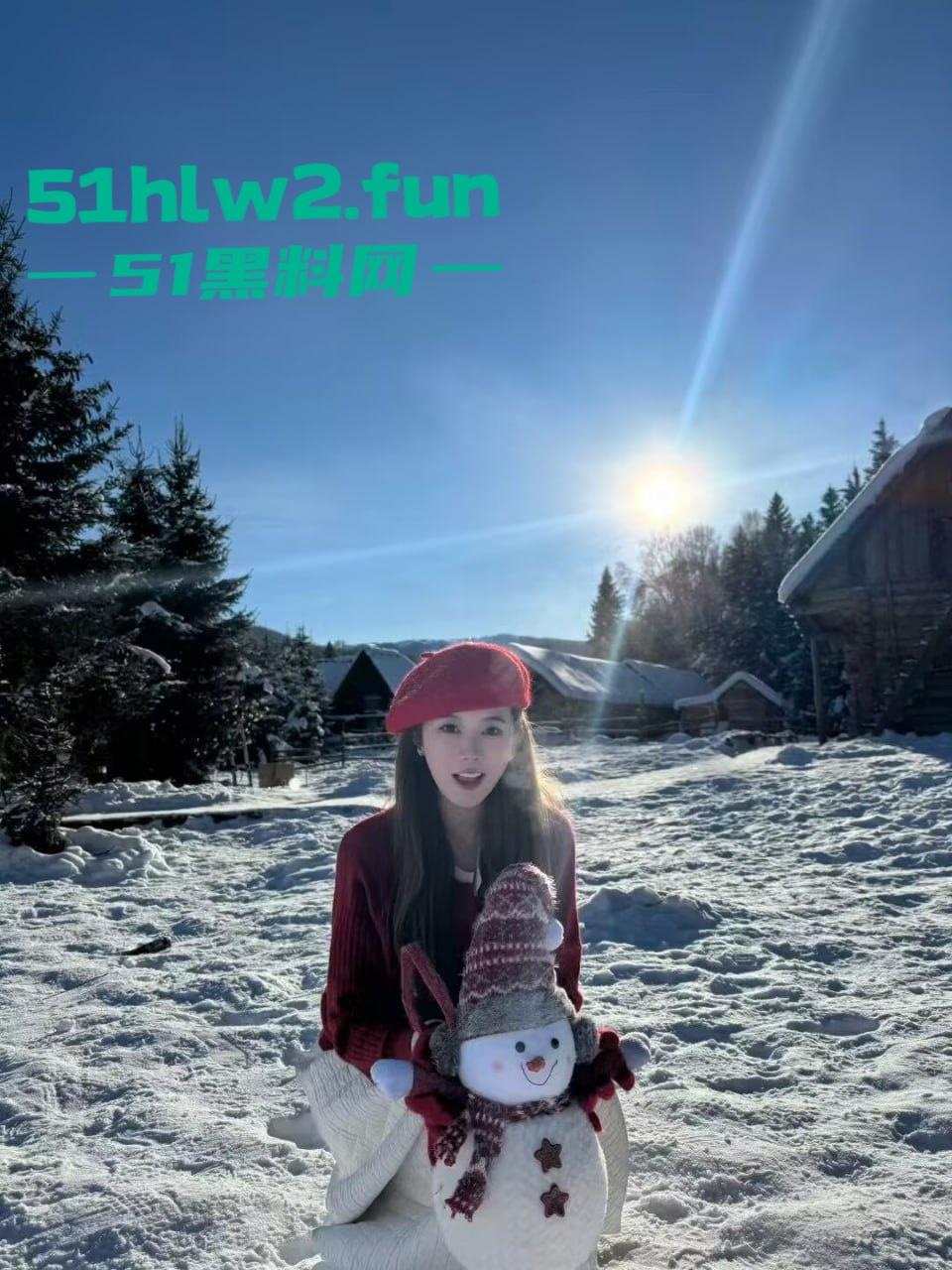 抖音【杨思睿】仙女皮全掉光2000块卖骚定制片疯传,这货原来是专供金主的私家母狗?-5