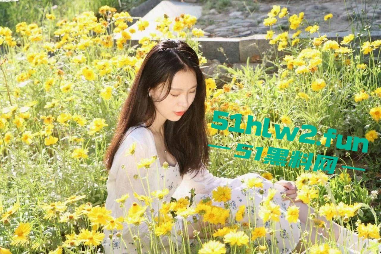 幼师专业女大学生,白天是孩子王,晚上变男人玩具!表面清纯受人尊敬,私下淫荡骚成狗,真想狠狠操烂她!-7