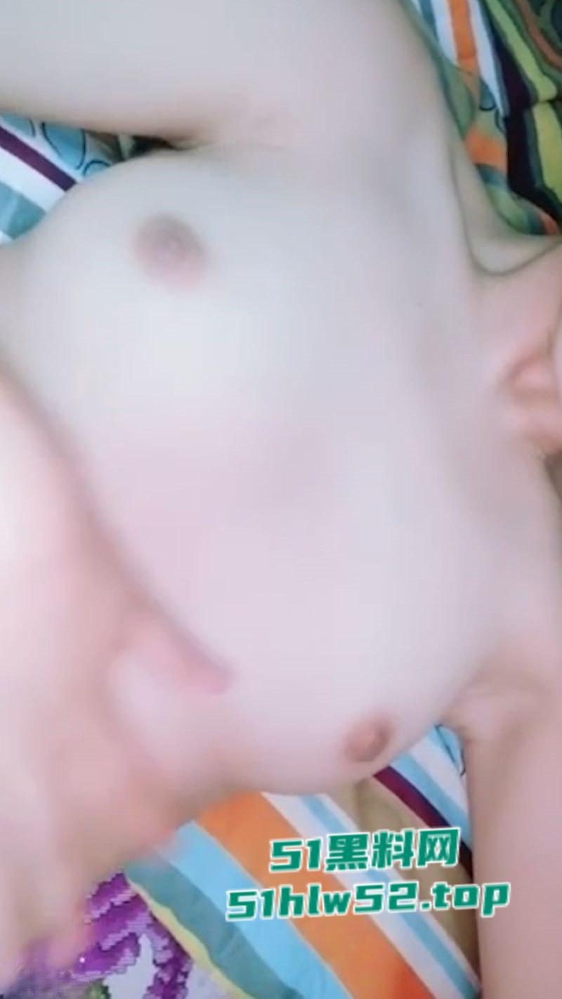 深圳大学刚毕业踏入社会的湖南妹子,骚逼约炮纯粹为了满足性需求,瓜友们福音在世女菩萨!-3