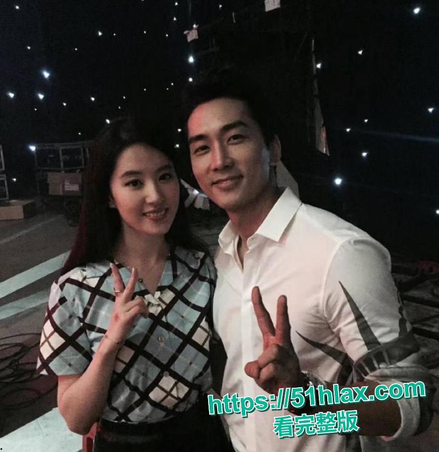 刘亦菲 与韩国人的不解情缘 为艺术全裸献身逼毛清晰奶头硬挺-11