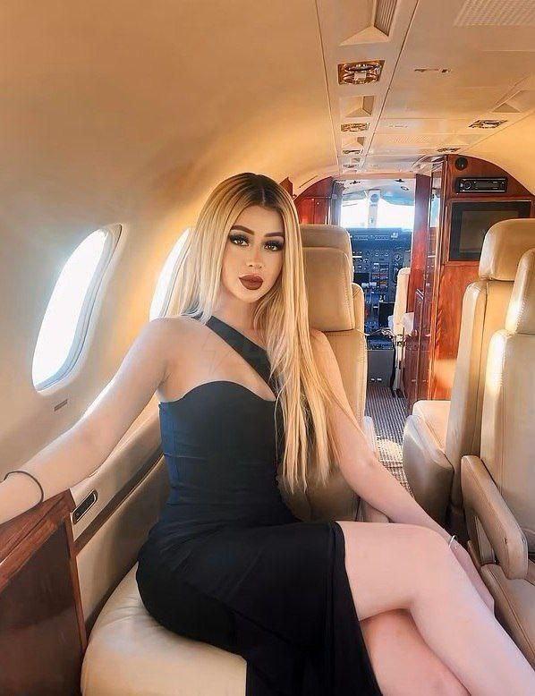 墨西哥美妆网红 瓦莱丽亚·马尔克斯 直播间被枪杀 粉丝全程目睹杀人现场 只因一段出轨视频流出 被黑帮毒枭暗杀-8