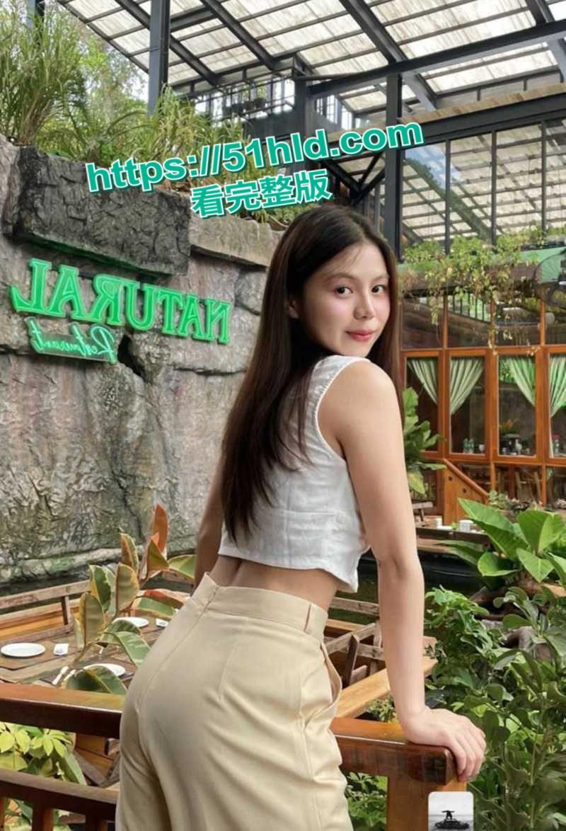 超美巨乳越南妹大尺度性爱视频流出，颜值超美身材火辣被大屌抽插内射，叫声超淫听完必射！-3