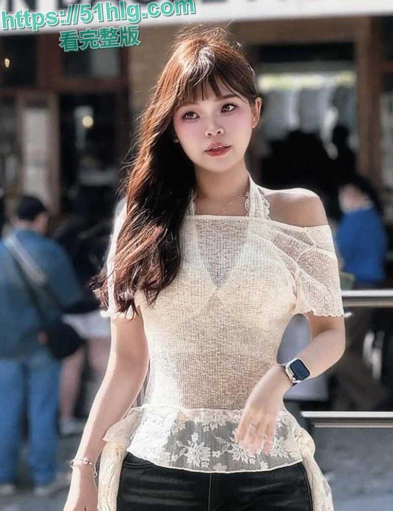 时尚品牌【zara】广告模特【陈思苑】因太性感 被摄影师诱骗带回出租屋爆操 身材超棒的性感尤物大玩情趣性爱-5