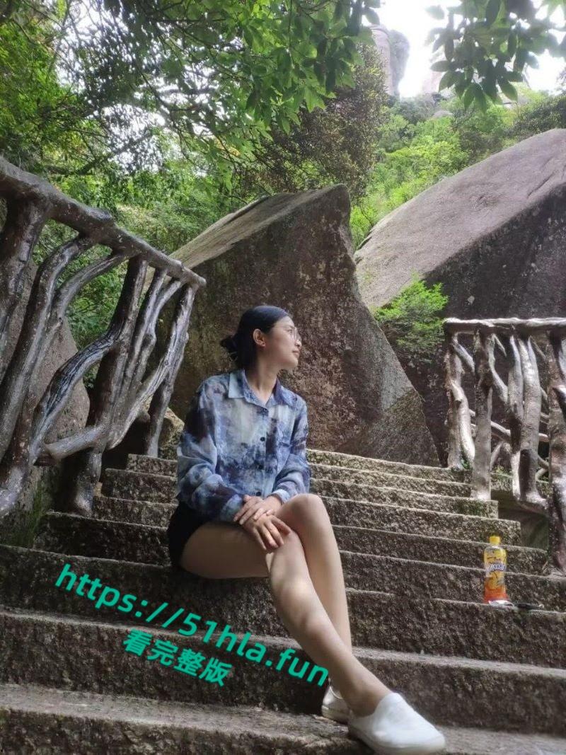 江西抚州英语教师【Jessica】不雅视频曝光,白嫩大奶被不停揉捏,肥臀嫩逼紧裹肉棒淫荡十足!-2