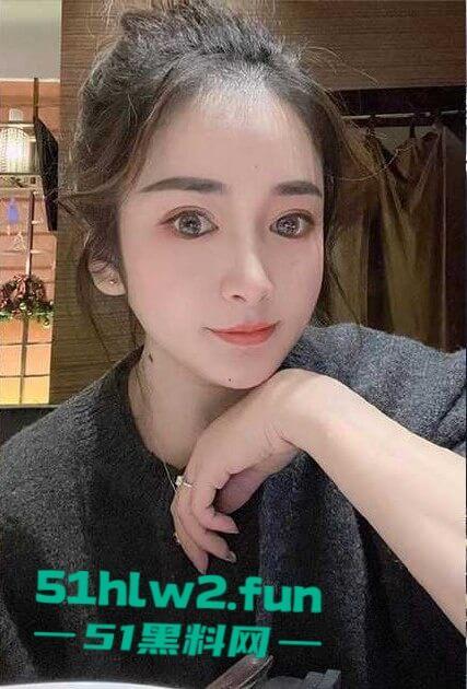 青岛【王婧岚】白天是服装店老板娘,晚上是炮友的母狗,偷情被操到淫穴黑亮,拍片上传彻底社死!-8