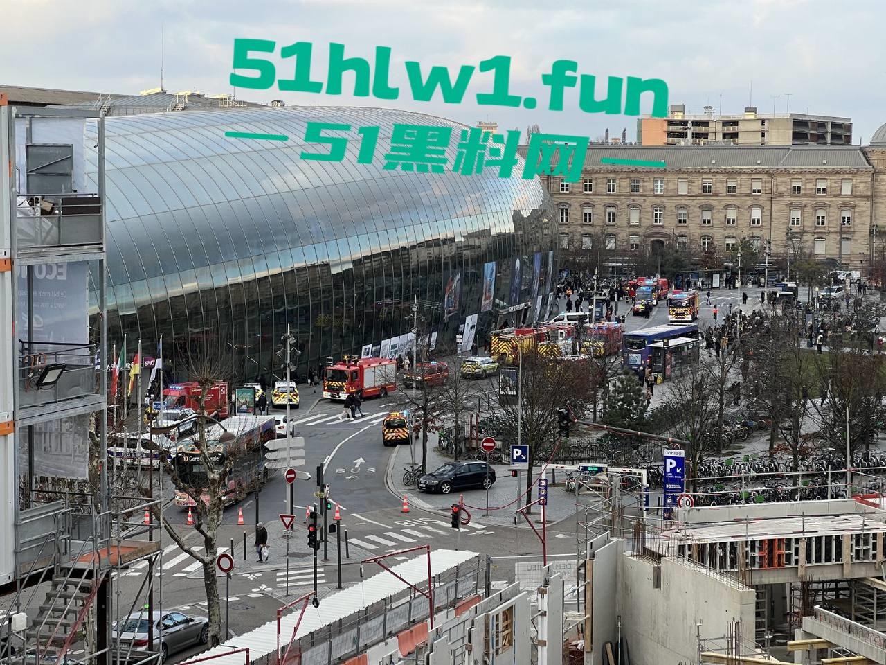 法国特拉斯堡 有轨电车相撞事件 现场烟雾弥漫 受伤人数高达50多人 事故原因已进行调查 目前排除人为因素-5